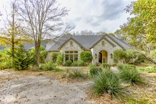 122 Forest Creek Circle, Weatherford, TX 76088