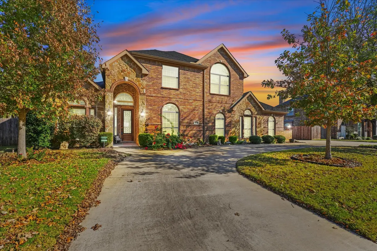 305 Fountain Creek Court, Ovilla, TX 75154 - Image #1