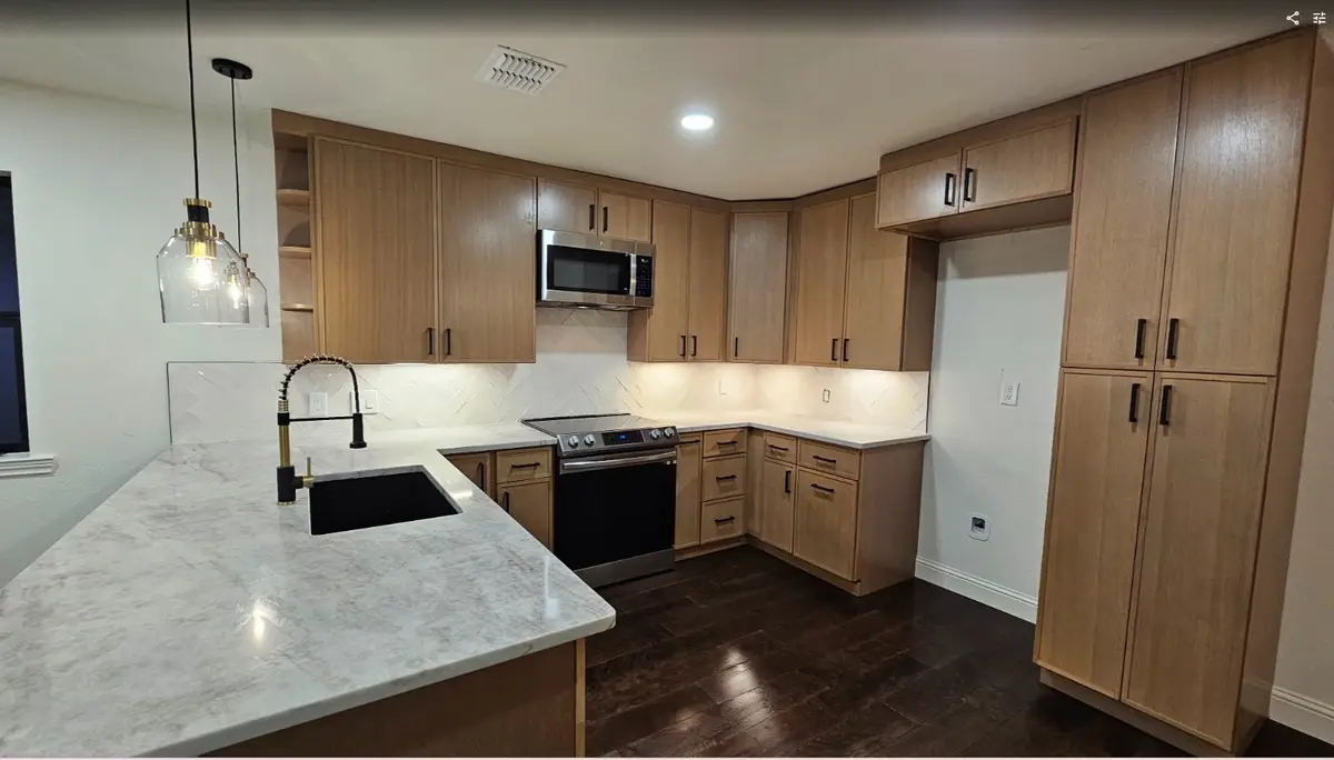 1001 E Star Street, Gainesville, TX 76240 - Image #1