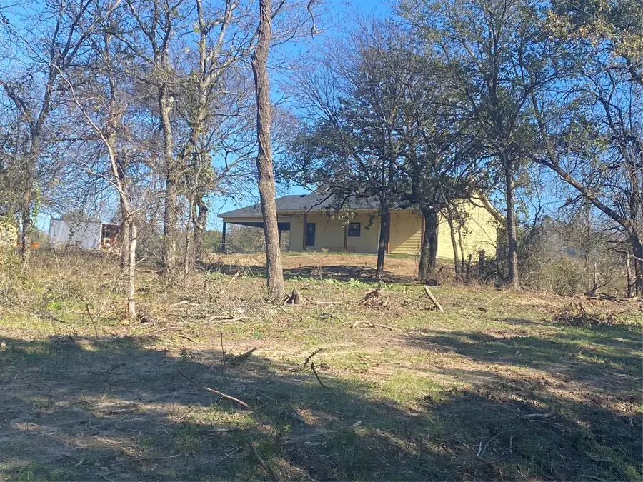 2001 Hoopers Court, Weatherford, TX 76085 - Image #2