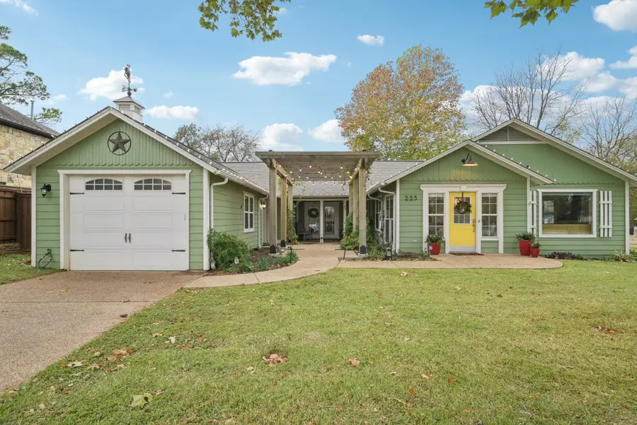 225 N Lucas Drive, Grapevine, TX 76051 - Image #3