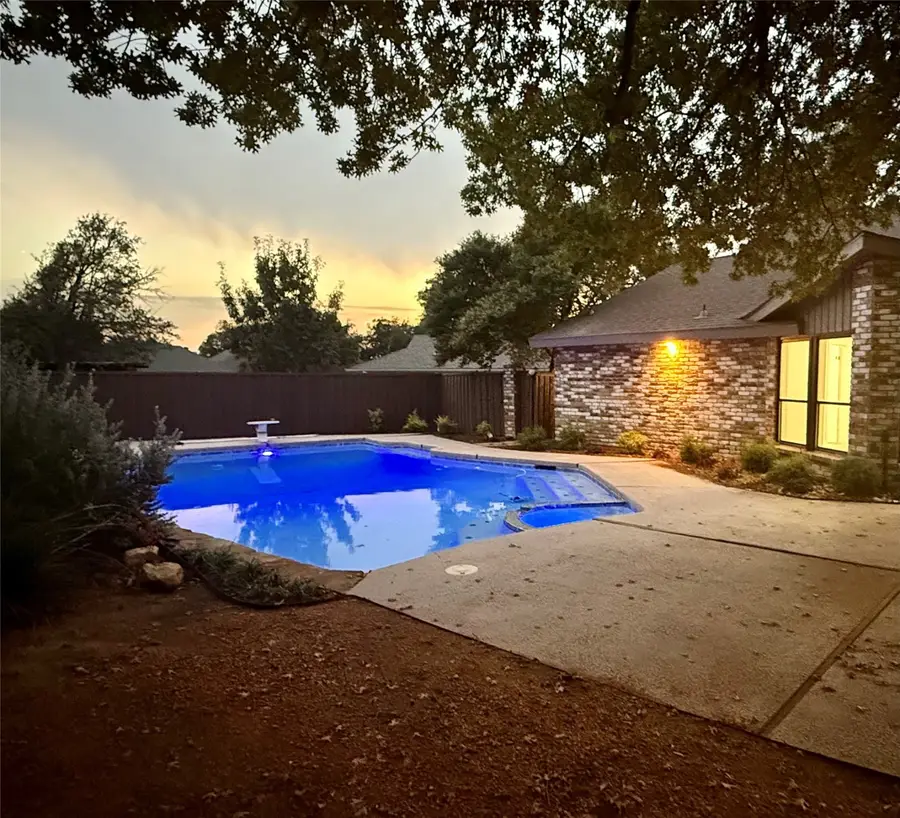 17119 Skelton Place, Dallas, TX 75248 - Image #2