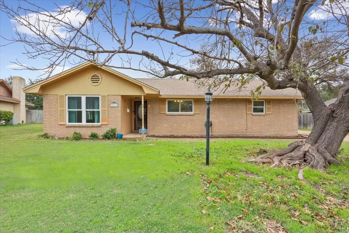 5719 Stratford Drive, Waco, TX 76710 - Image #1