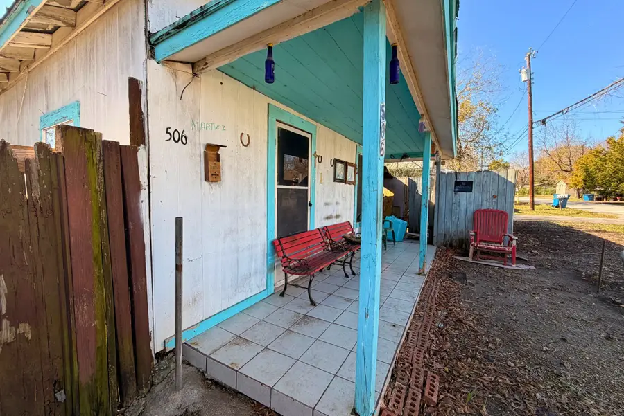 506 E 1st North Street, Kaufman, TX 75142 - Image #2
