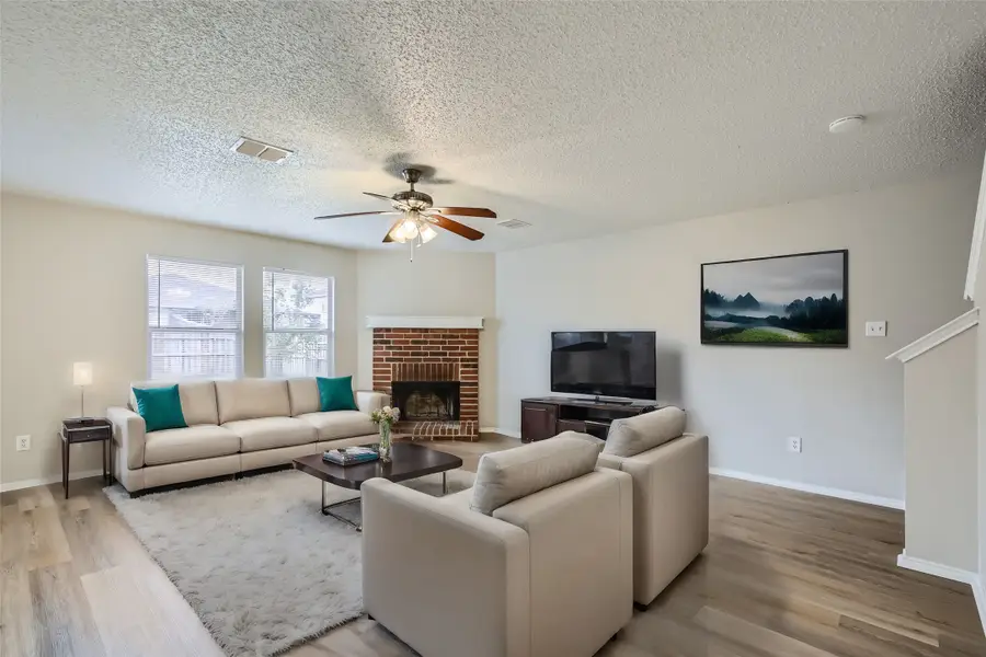 1433 Glenwick Drive, Rockwall, TX 75032 - Image #2