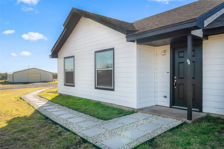 396 Bobcat Road, Sanger, TX 76266 - Image #3
