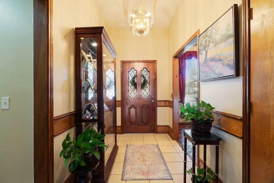 925 Medalist Street, Paris, TX 75460 - Image #3