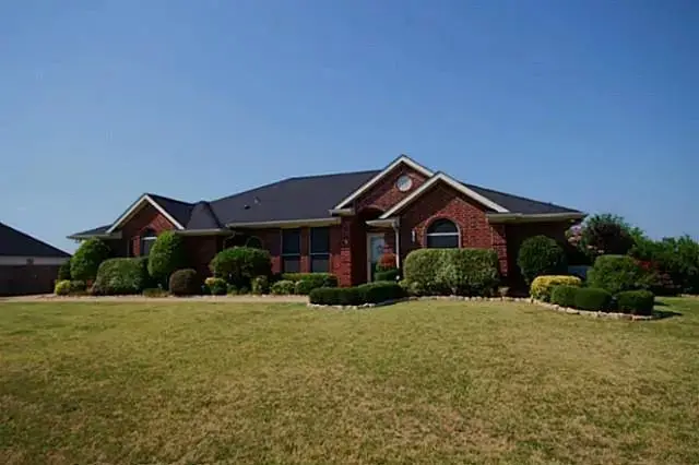 1415 W Oaklawn Drive, Talty, TX 75160 - Image #1