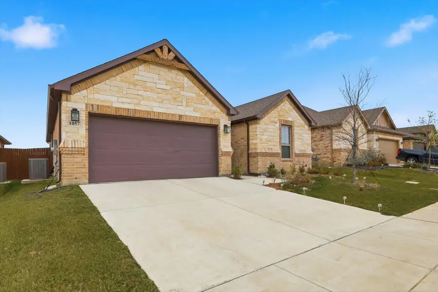 1057 Nighthawk Trail, Alvarado, TX 76009 - Image #3