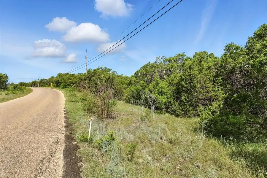 9100 W Bluestem Court, Cleburne, TX 76033 - Image #3