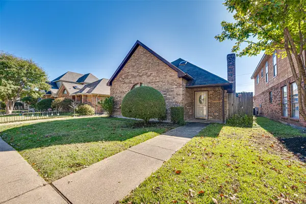 3204 Sara Drive, Rowlett, TX 75088