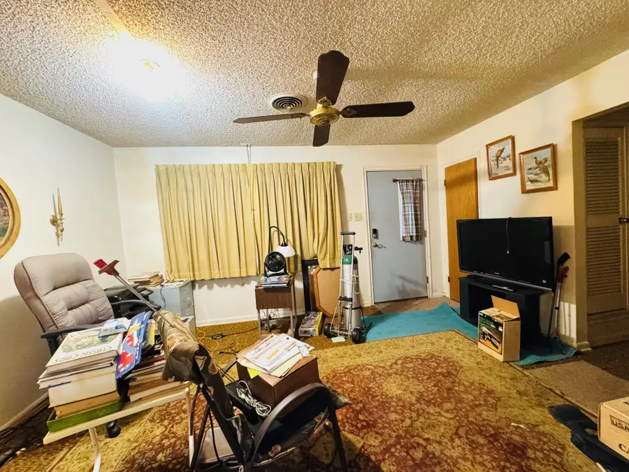 2126 Brookshire Street, Arlington, TX 76010 - Image #2