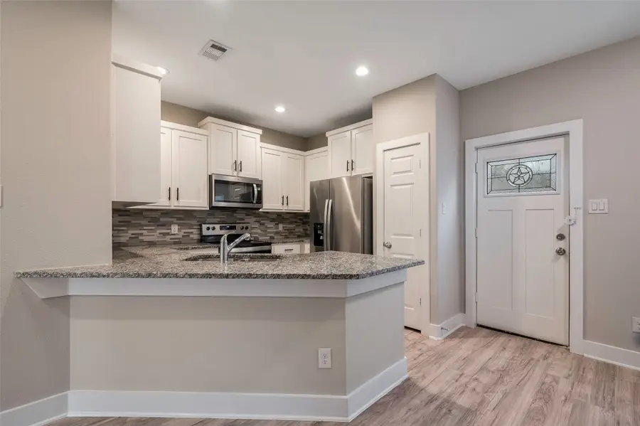 5000 Linder Avenue, Dallas, TX 75215 - Image #3