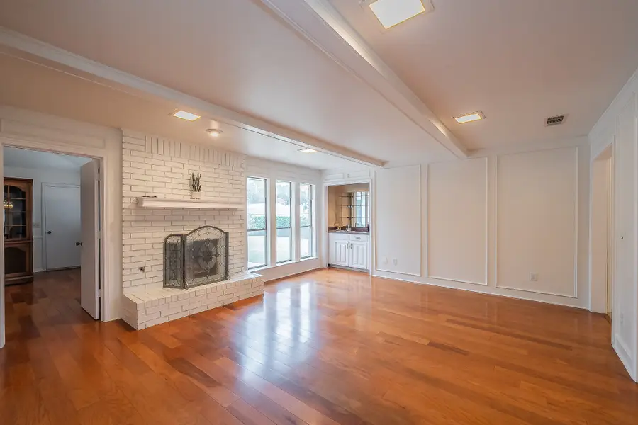 2221 Vickers Drive, Plano, TX 75075 - Image #2