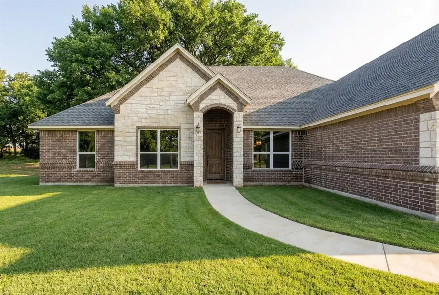 306 Garden Court, Springtown, TX 76082 - #3