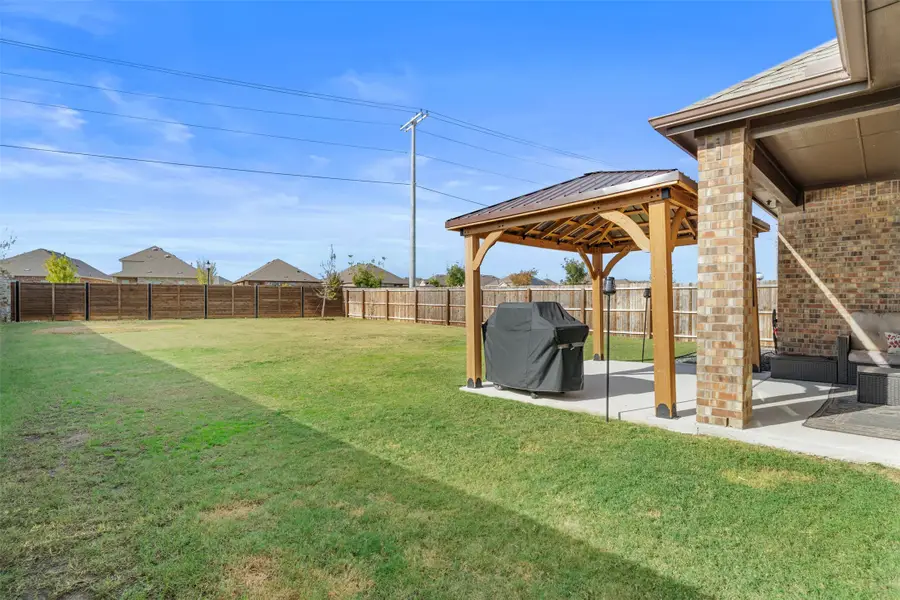 3223 Brady Starr Drive, Aubrey, TX 76227 - Image #3