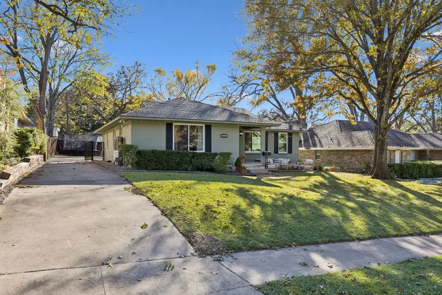 10016 Linkwood Drive, Dallas, TX 75238 - Image #2