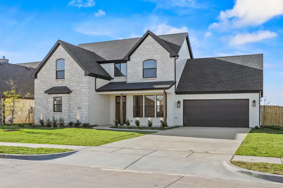 1833 Sudbury Drive, Cleburne, TX 76033 - Image #2