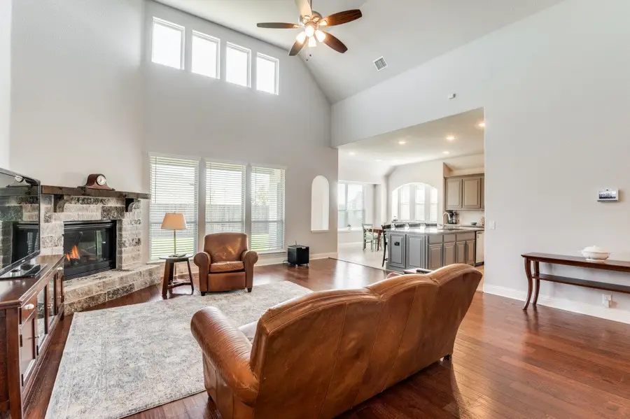 2100 Homestead Drive, Desoto, TX 75115 - Image #2