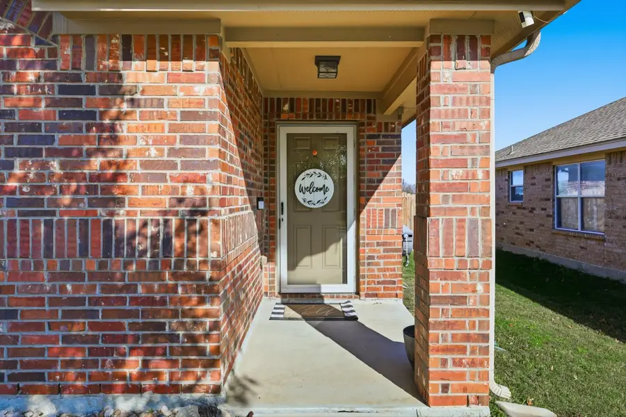 12321 Shine Avenue, Rhome, TX 76078 - Image #3