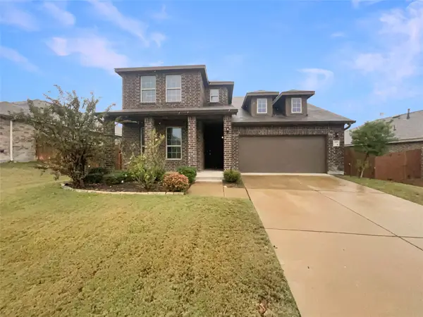 2910 Panhandle Drive, Forney, TX 75126
