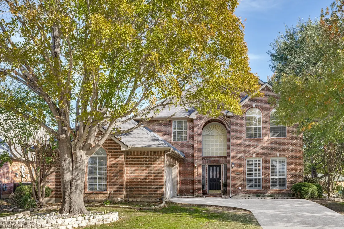 2405 N Hunter Place Lane, Arlington, TX 76006 - Image #1