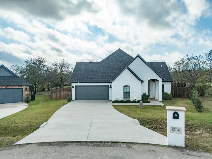 8236 Loar Court, Fort Worth, TX 76126 - Image #2