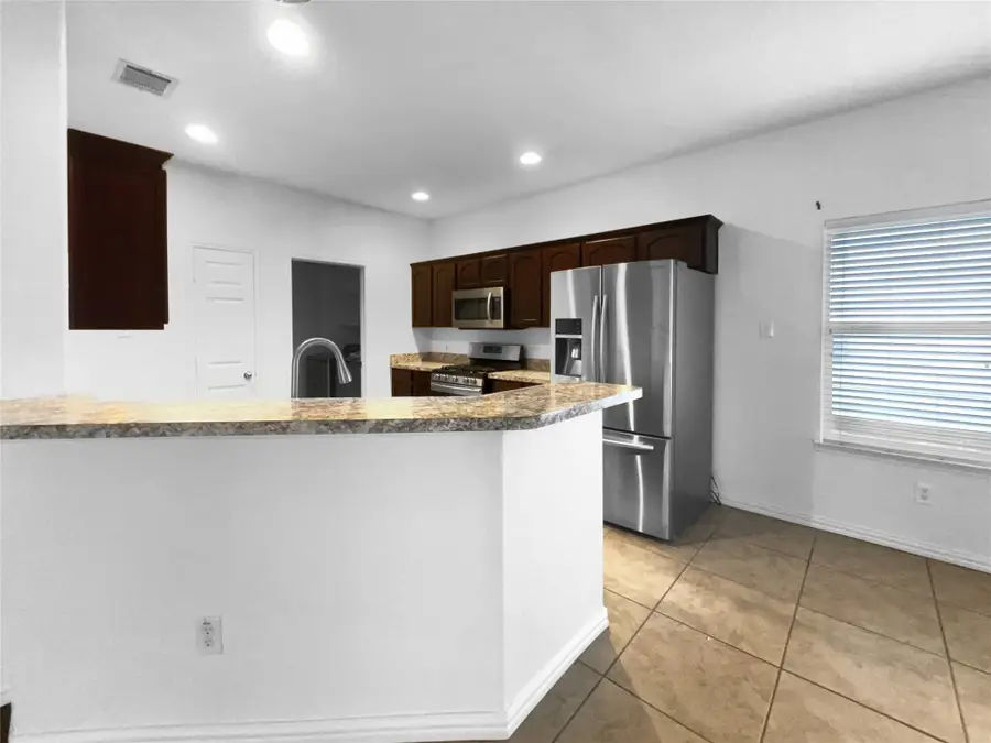 1701 Jasmine Trail, Savannah, TX 76227 - Image #3