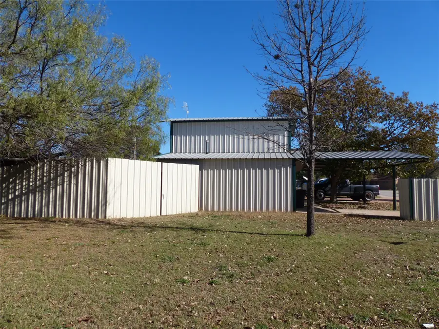101 S Loop, Brady, TX 76825 - Image #3
