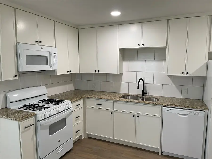 2203 Fowler Drive, Denton, TX 76209 - Image #3