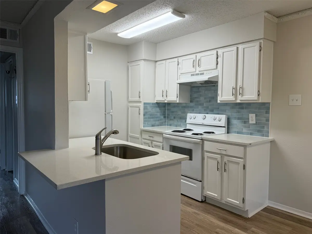 3624 Parkridge Drive #214, Dallas, TX 75234 - Image #1