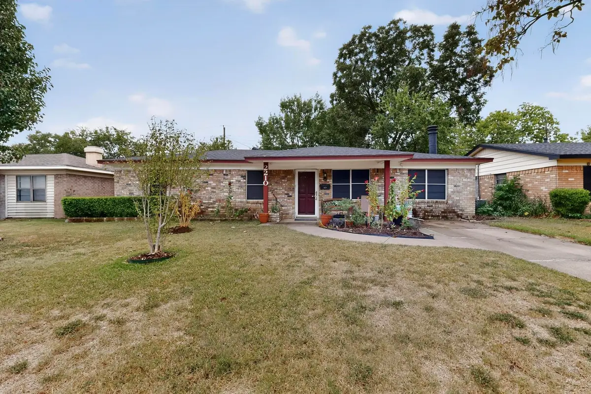 2210 Starlite Lane, Irving, TX 75061 - Image #1