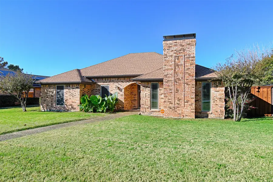 1627 Silverleaf Drive, Carrollton, TX 75007 - Image #3