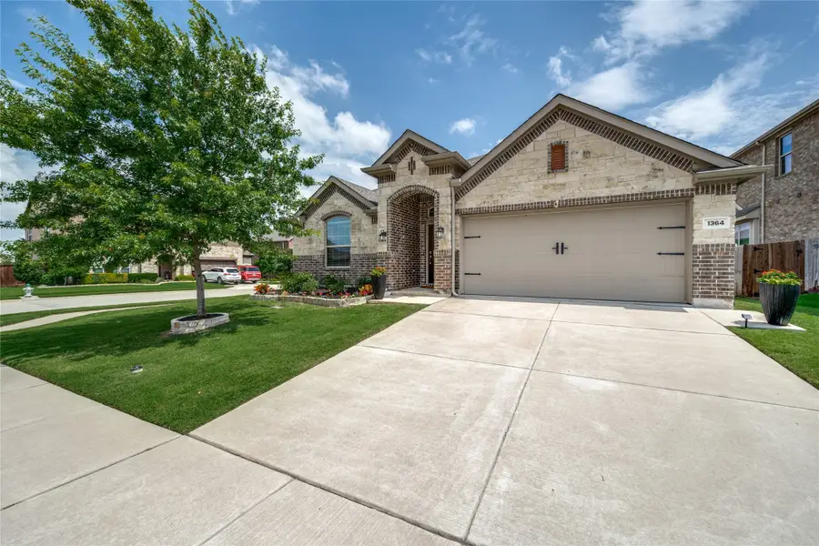 1364 Lake Grove Drive, Little Elm, TX 75068 - Image #2