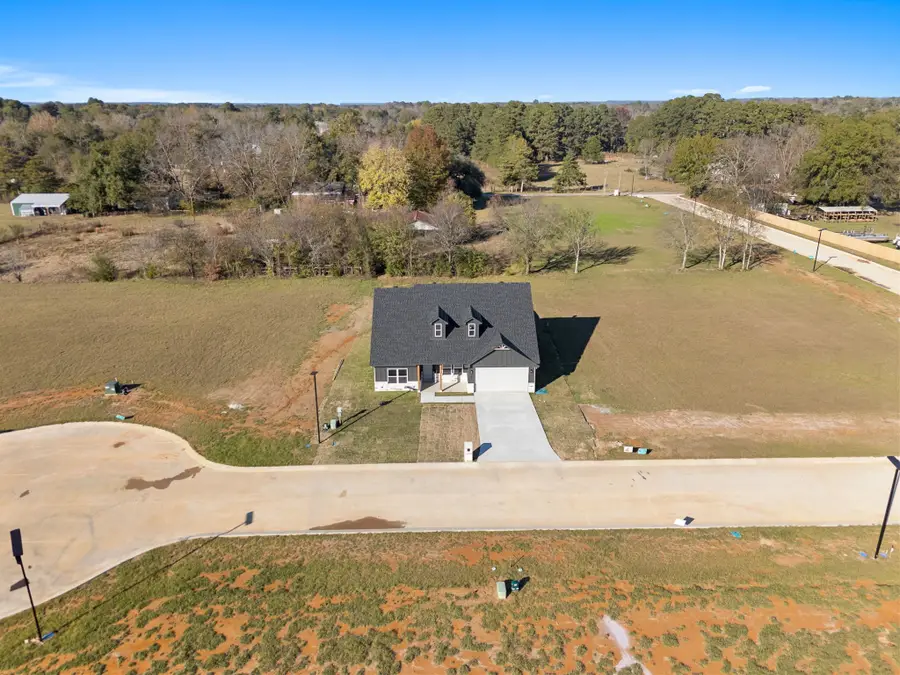 105 W Teal Drive, Rusk, TX 75785 - Image #2