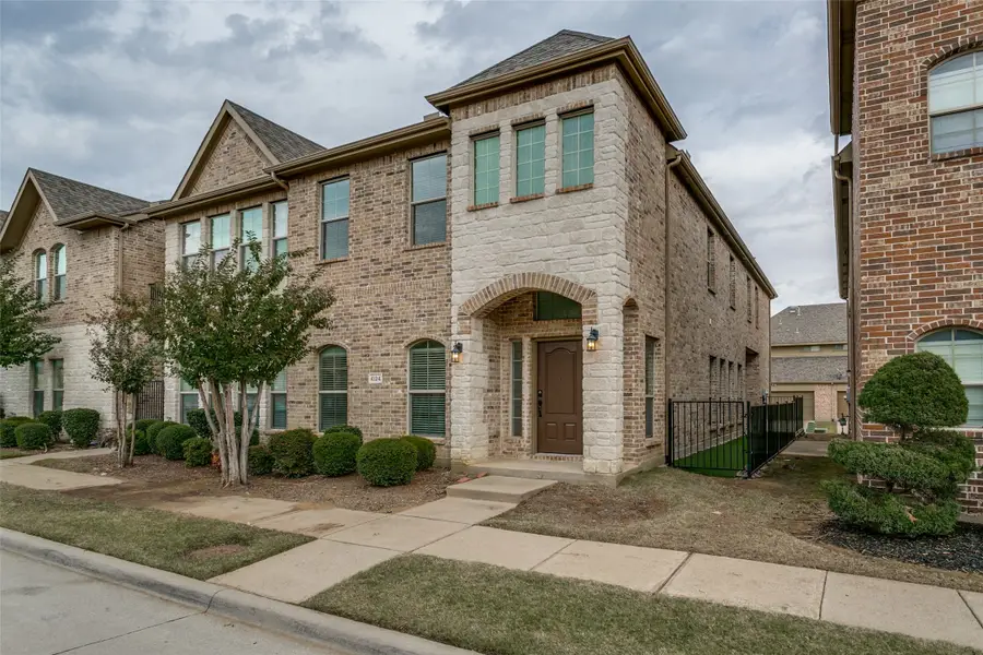 4124 Comanche Drive, Carrollton, TX 75010 - Image #2