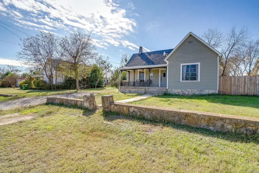 610 N Mesquite Street, Hico, TX 76457 - Image #3