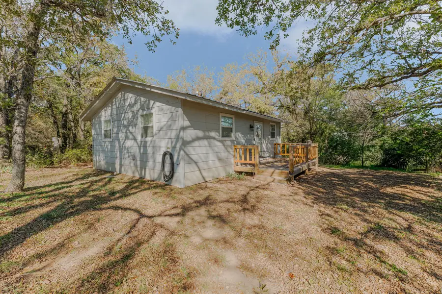 2417 Elk Trail, Granbury, TX 76048 - Image #3