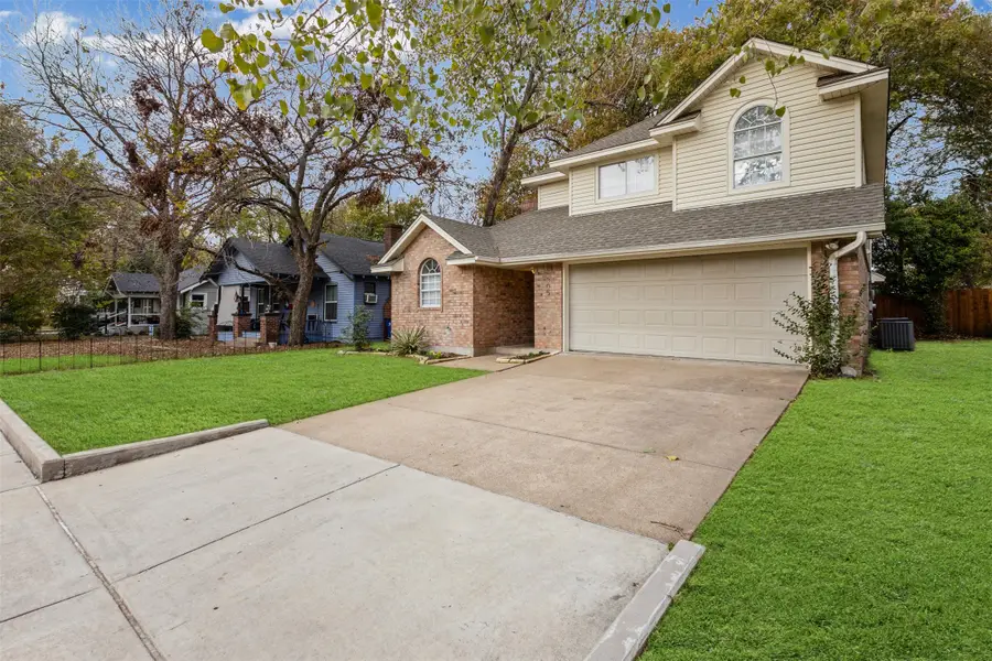 305 Virginia Avenue, Waxahachie, TX 75165 - Image #2