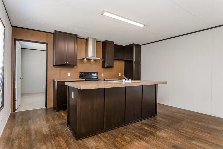 2900 S Interstate Highway 35 E #121, Waxahachie, TX 75165 - Image #2