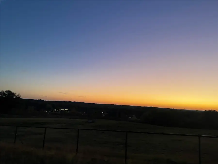 102 Windmill Road, Aledo, TX 76008 - Image #2