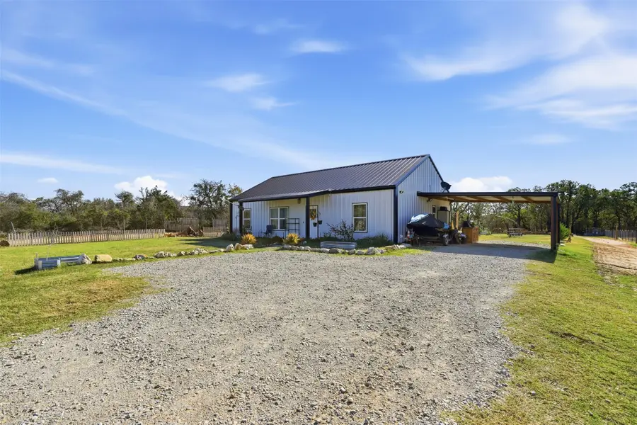 2225 J E Woody Road, Springtown, TX 76082 - #2