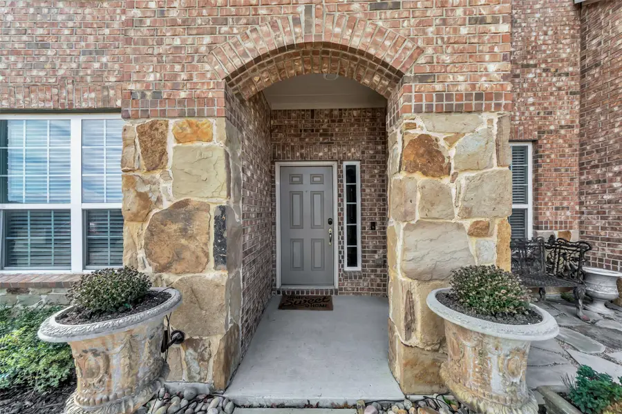 8109 Brahmin Court, Fort Worth, TX 76131 - Image #2