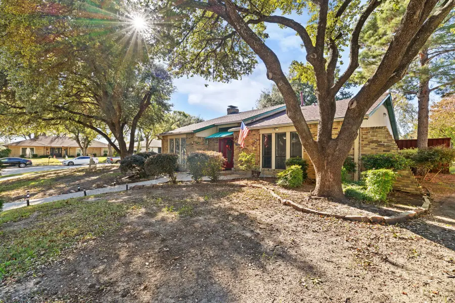 1519 Shannon Place, Carrollton, TX 75006 - Image #3