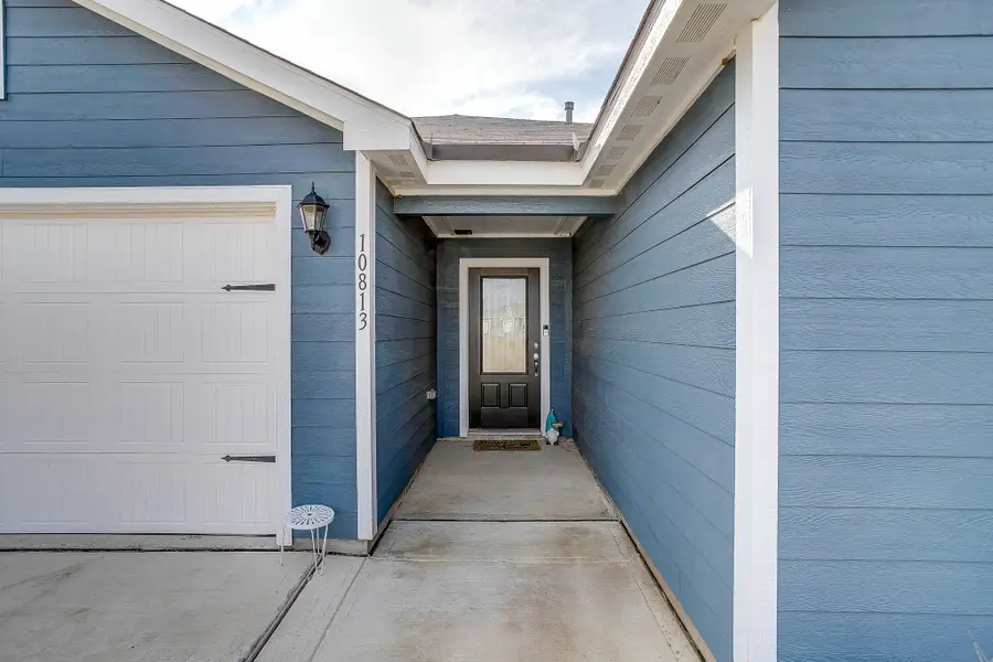 10813 Copper Hills Lane, Fort Worth, TX 76108 - Image #3