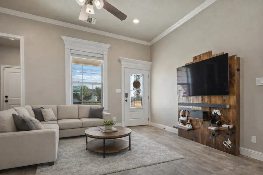 2306 Creek Drive, Granbury, TX 76048 - #3