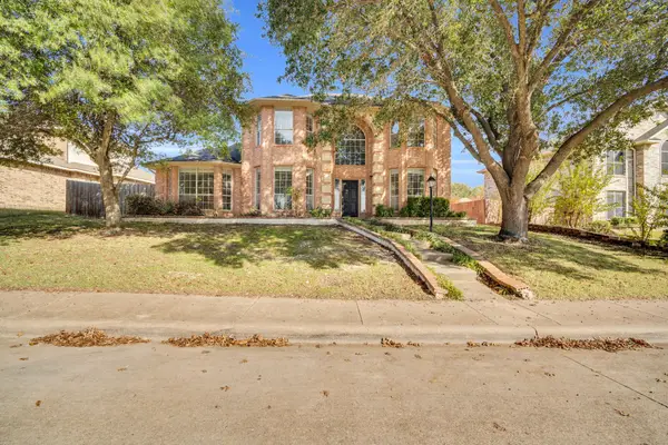 613 Fern Drive, DeSoto, TX 75115