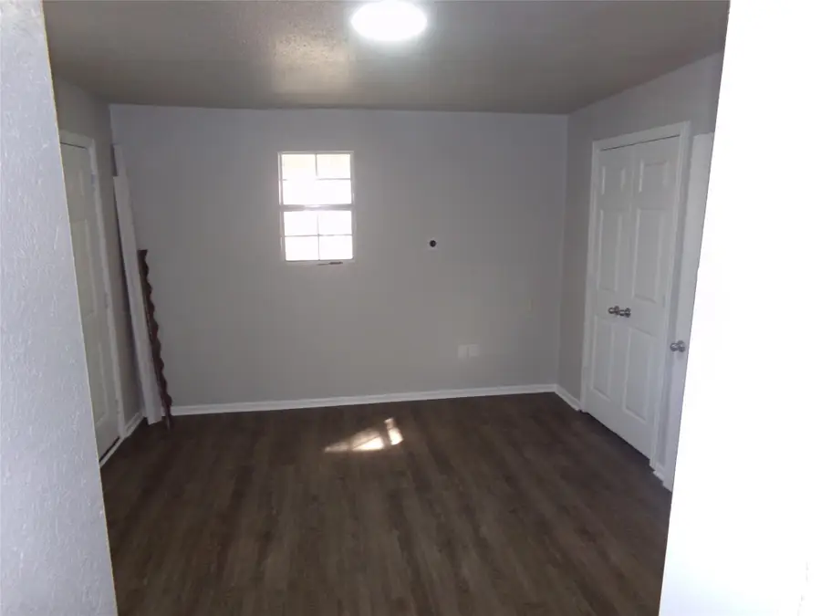 2407 Volga Avenue, Dallas, TX 75216 - Image #3