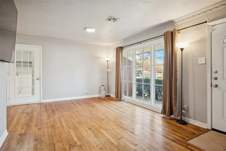 10503 Wood Dale Drive, Dallas, TX 75228 - Image #2