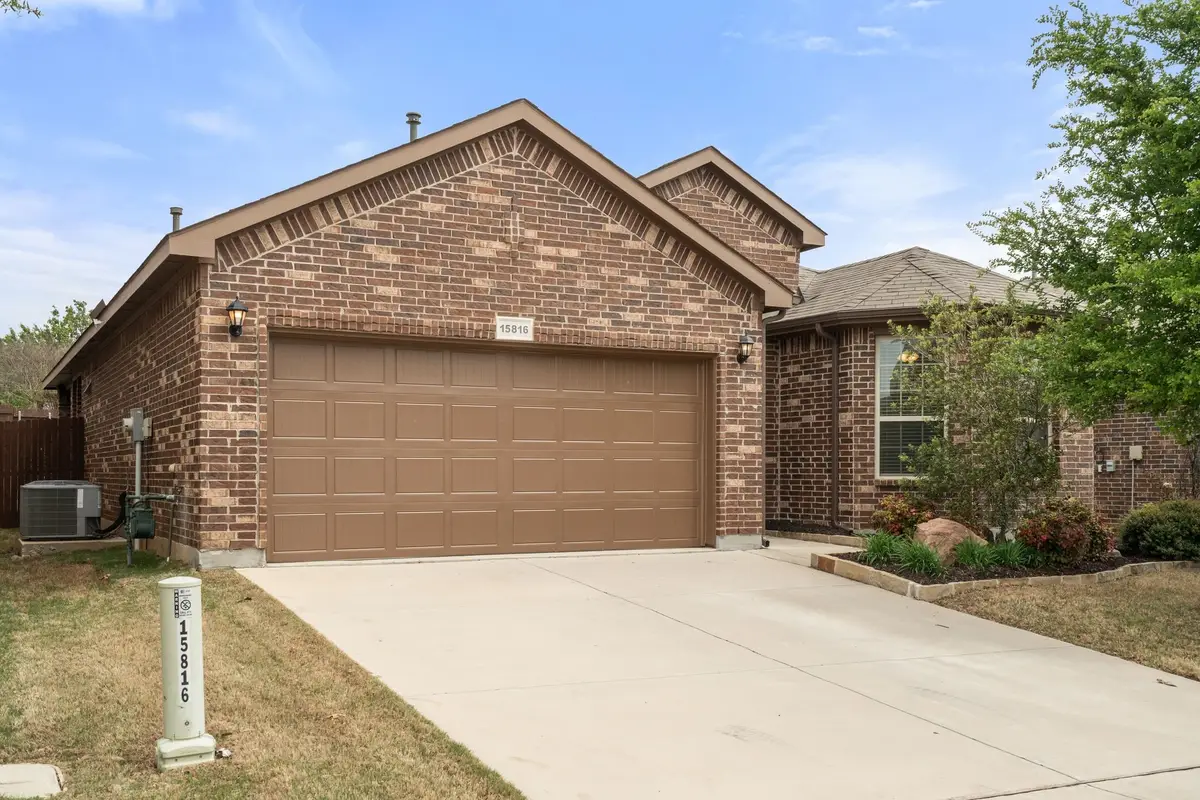 15816 Oak Pointe Drive, Fort Worth, TX 76177 - Image #1
